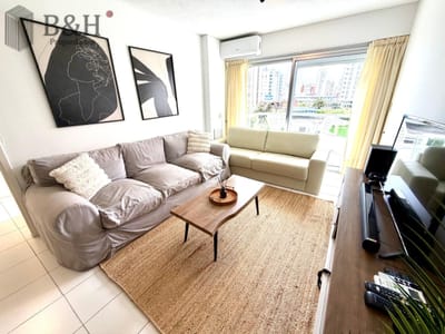 apartamento en venta en brava,  2 dormitorios 2 baños,  y dependencia de servicio