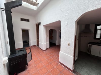 VENTA APARTAMENTO POCITOS 2 DORMITORIOS Y ESCRITORIO AZOTEA CON PARRILLERO