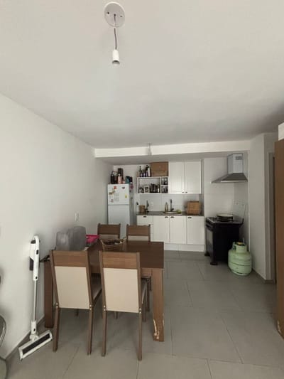 Alquiler Apartamento Monoambiente con Patio, Parque Rodó