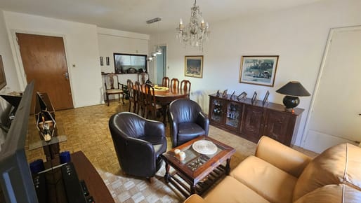 Venta apartamento Tres Cruces sobre Bv Artigas esquina Palmar, 3 dormitorios, 2 baños, servicio y ga