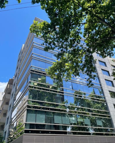 MACARI VENDE IMPORTANTE PISO PARA OFICINAS