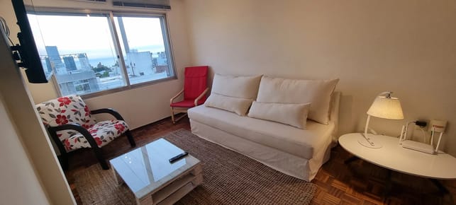 Alquiler Apartamento Penthouse Amoblado 2 Dormitorios Vista Panorámica En Cordón