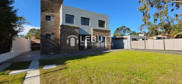ESTRENA Y EMPIEZA EL AÑO CON CASA NUEVA!!!  5 DORM 3 BAÑOS CIUDAD DE LA COSTA