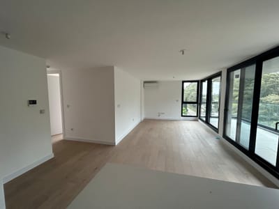 Alquiler apartamento BORNEO 2 dormitorios terraza con parrillero propio cochera vista Racine