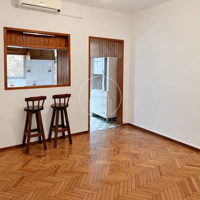 2485 / Excelente apartamento en alquiler de 1 dormitorio / escritorio, patio y parrillero / Pocitos