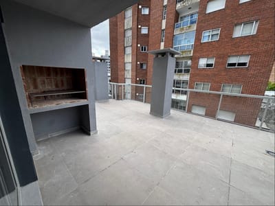 Estrena Alquiler Charrúa y Gaboto de apto 1 dormitorio con tza parrillero y gge