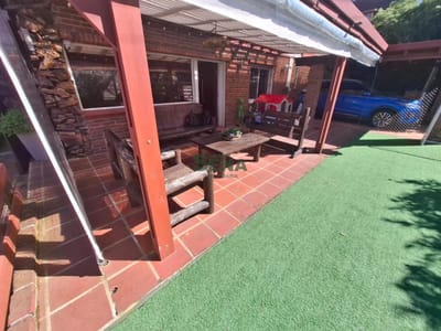 Venta casa en pinares, 4 dormitorios, canchas , pergola, terraza y vista al mar.