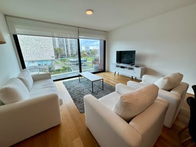 FORUM 1 DORMITORIO, 2 BAÑOS, CON MUEBLES