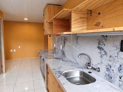 Alquiler Apartamento 1 Dormitorio al fondo en Cerrito de la Victoria con Patio y Cochera