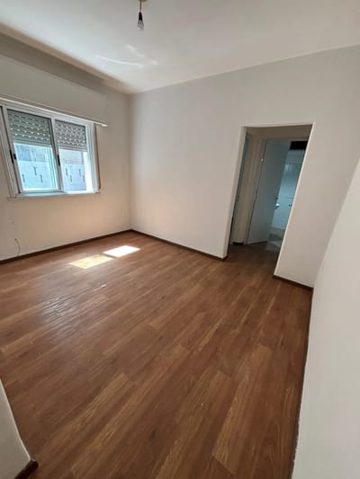 ALQUILER | Apartamento de 1 dormitorio con patio en el Prado