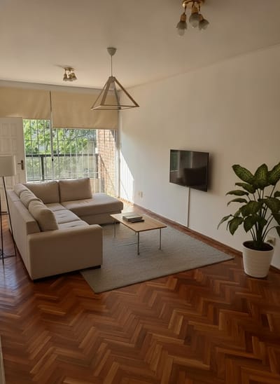 ALQUILER apartamento en Pocitos de 2 dormitorios balcon y cochera