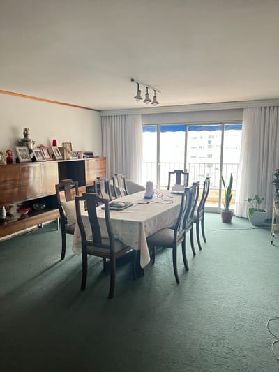 VENTA APARTAMENTO POCITOS 2 DORMITORIOS SERVICIO COMPLETO TERRAZA AMPLIA GARAJE CALEFACCION.MUY BUENO!!
