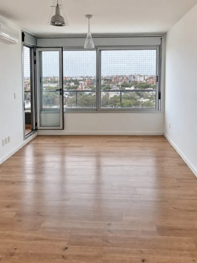 Alquiler Apartamento Moderno Y Luminoso De 1 Dormitorio Con Balcón En Cordón