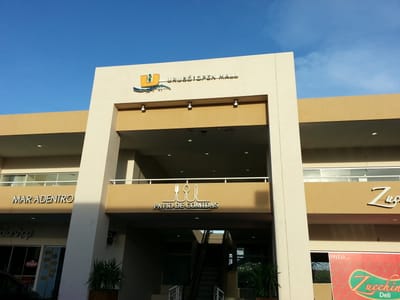Local 111 Urubo Open Mall