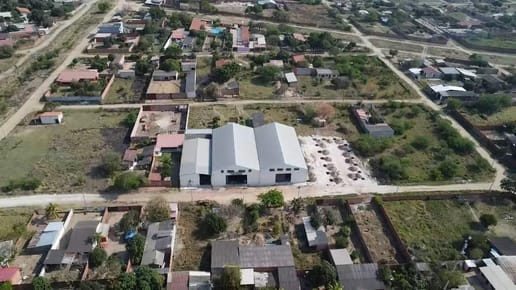 3 GALPONES EN ANTICRETICO  Zona Nor Este 9no anillo Av.Montecristo