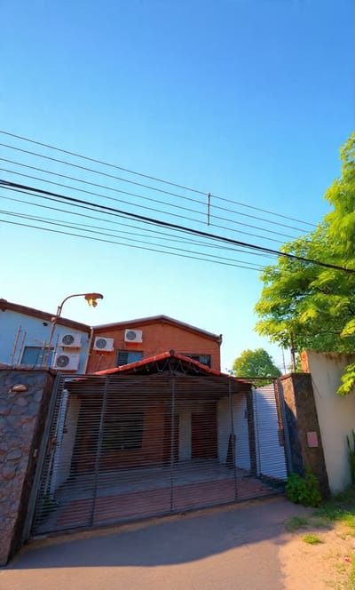 ALQUILO PROPIEDAD – LAURELTY, LUQUE