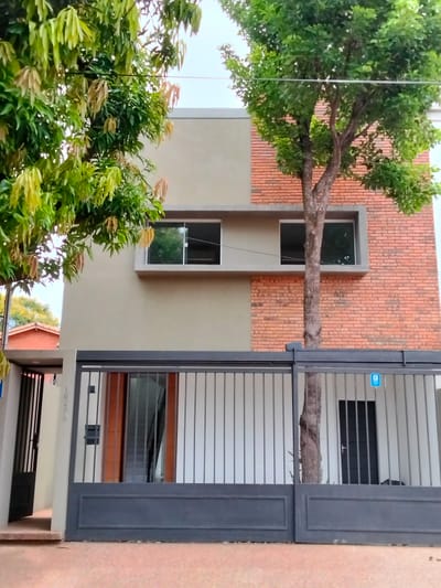 Alquilo Hermoso Duplex De 3 Habit En Suite Con Piscina En Mburucuya
