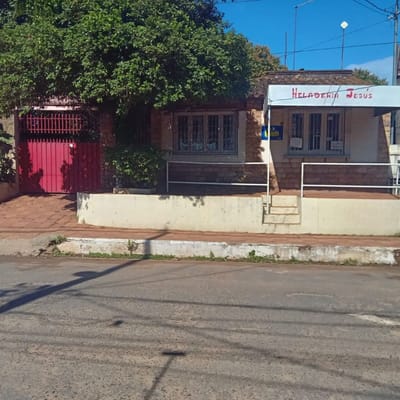 VENDO CASA EN SAN LORENZO BARRIO LAS MERCEDES