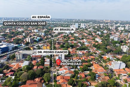 VENDO Casa de 11 Ambientes en Barrio Brasilia