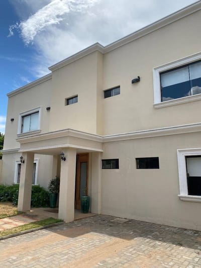 VENDO HERMOSA RESIDENCIA
