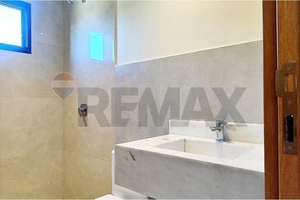 DUPLEX DISPONIBLE EN ZONA ITA ENRAMADA