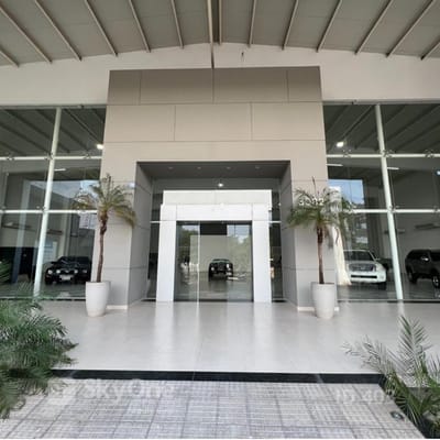  EN VENTA IMPACTANTE SHOWROOM DISPONIBLE  