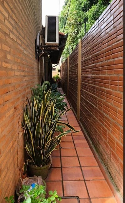 VENDO CASA FAMILIAR DE 4 HABITACIONES  EN LUQUE