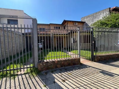 Vendo hermosa casa en Barrio Herrera