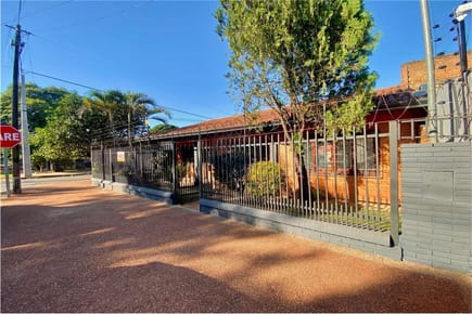 CASA EN VENTA - SANTA ANA - SAN LORENZO