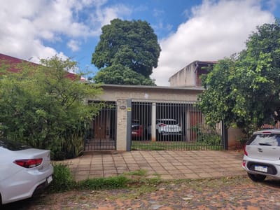 VENDO CASA EN BARRIO VILLA AURELIA
