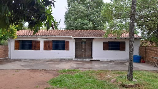 VENDO CASA EL VILLA ELISA, EXCELENTE UBICACION