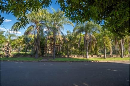 VENDO CASA EN SAN BERNARDINO CON AMPLIO TERRENO