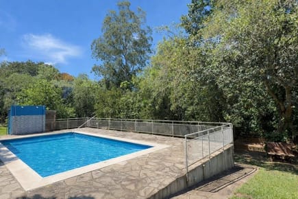 Vendo hermosa y amplia quinta en Altos- Paraguay