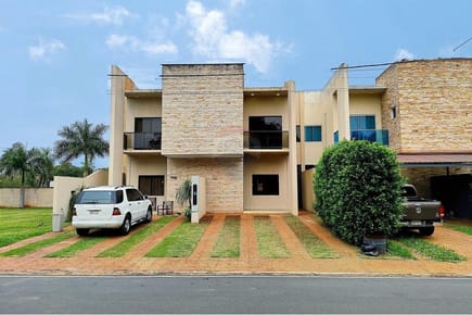 VENDO DUPLEX EN BARRIO CERRADO EN MARIANO ROQUE ALONSO