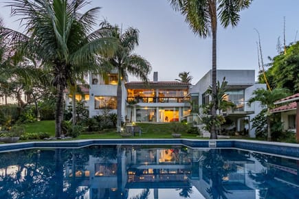 En Venta Lujosa Mansion En Colinas Del Urubó !!!