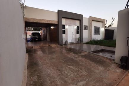Casa - Venta - San Lorenzo, Paraguay