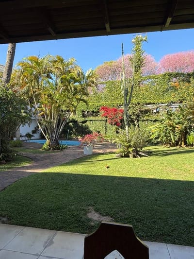 Amplia Propiedad en Venta