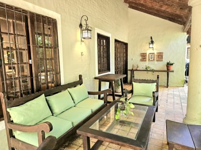 Casa En Venta San Bernardino - Zona Villa Delfina De 1.615 M2 De Terreno 