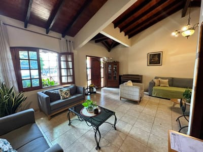Alquilo para oficina o vivienda