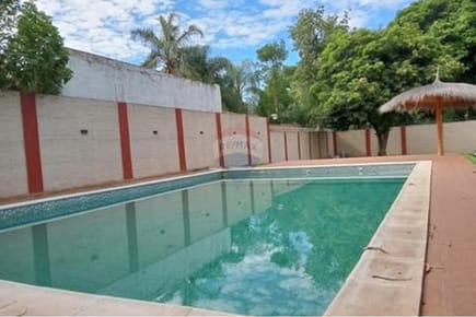 Vendo hermosa quinta en Luque- Paraguay