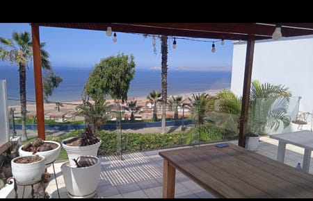 VENDO HERMOSA CASA CON VISTA AL MAR EN SAN ISIDRO 
