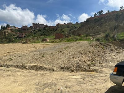 VENTA DE TERRENO ACHUMANI