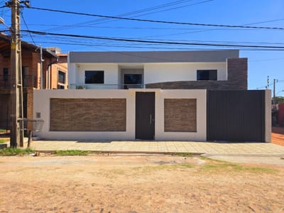 VENDO CASA EN LAMBARE
