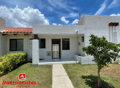 CASA EN VENTA O ALQUILER : Condominio Fontana Riviera II Zona Norte 