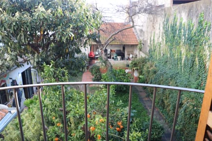 Casa Con Gran Fondo Verde Y Dos Construcciones Pocitos / Villa Biarritz