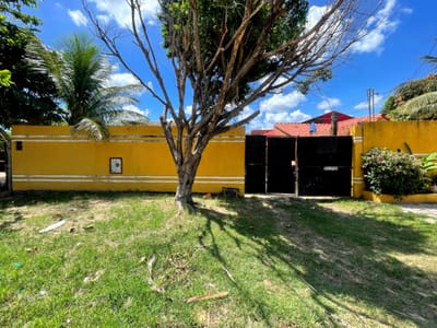 CASA EN VENTA A POCOS PASOS DE LA AV DOBLE EL DORADO / VIRGEN DE LUJAN