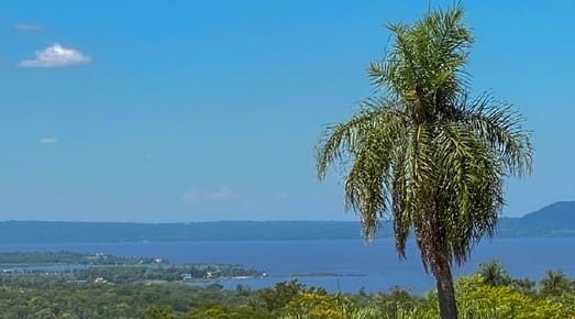 IMPERDIBLE!!! TU CASA DE VERANO CON VISTA AL LAGO!