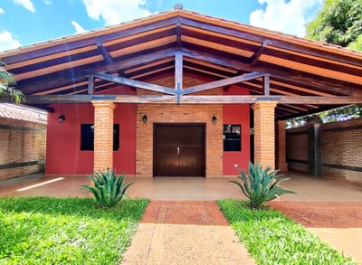 Casa en venta San Lorenzo Barrio Mariángela