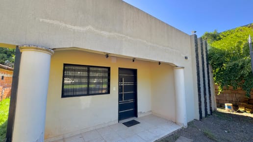 Vendo Amplia y Cómoda Casa en San Lorenzo, Barrio Espíritu Santo 