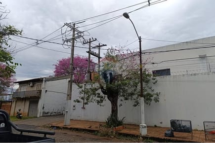 Terreno de 1783m2 con deposito en YKUA Sati